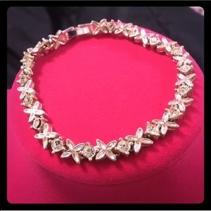 Silver Floral Daisy Bracelet